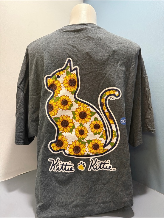 Puppie Love Tops - Kittie Kittie Sunflower Cat Graphic Tee - Gray